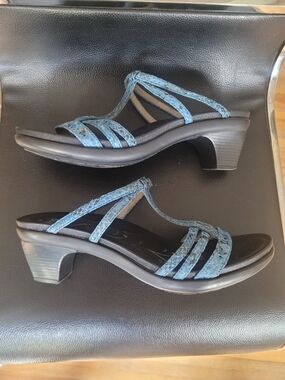 Abeo Grace Blue Strappy Mid-Heel Sandals,Leather,Women's 9